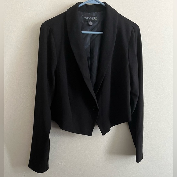 Forever 21 Jackets & Blazers - Black Blazer
